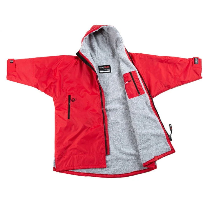 Dryrobe Advance in use at beach