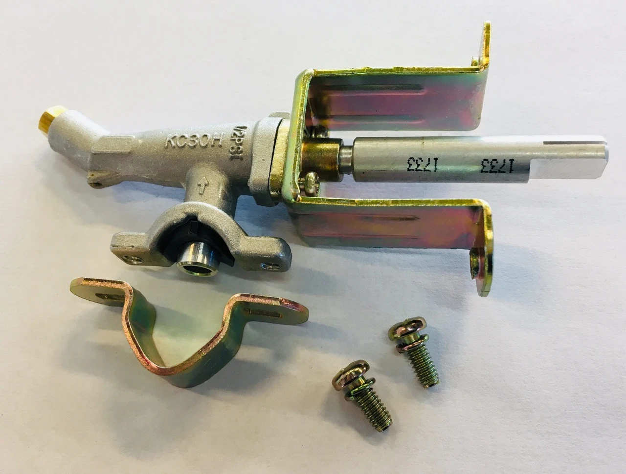 Charbroil Kenmore Brass Clamp-on Valve 3730C