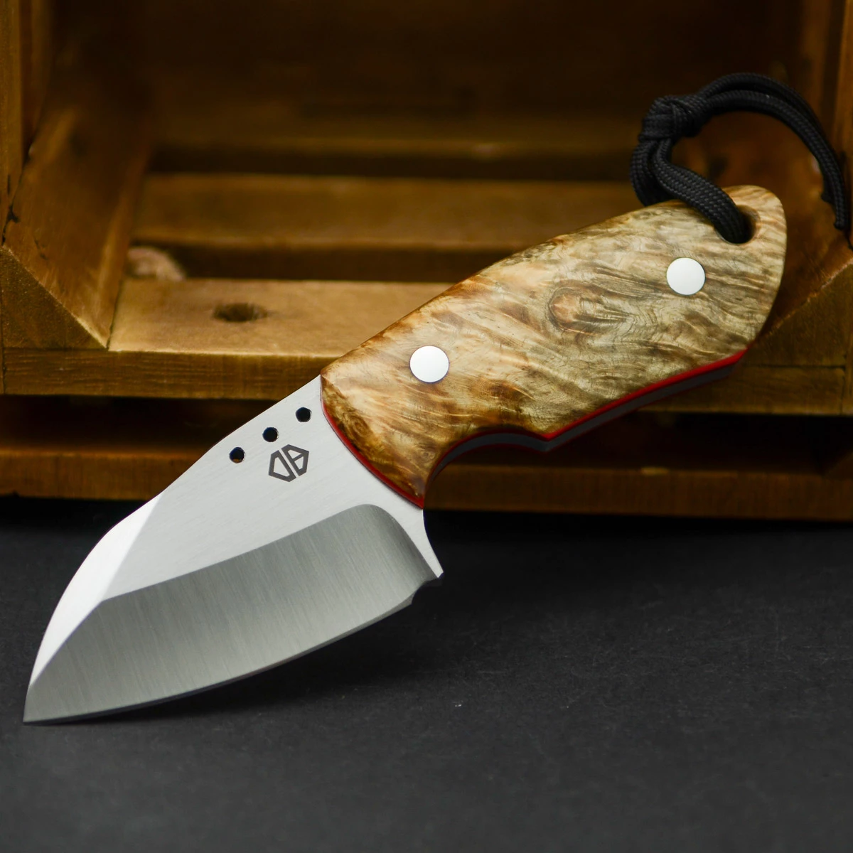 DB Blades Brute Amboyna Burl knife