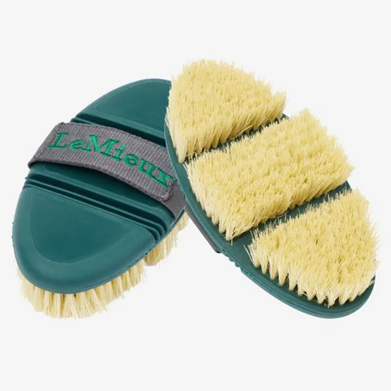 LeMieux Flexi Scrubbing Brush Spruce
