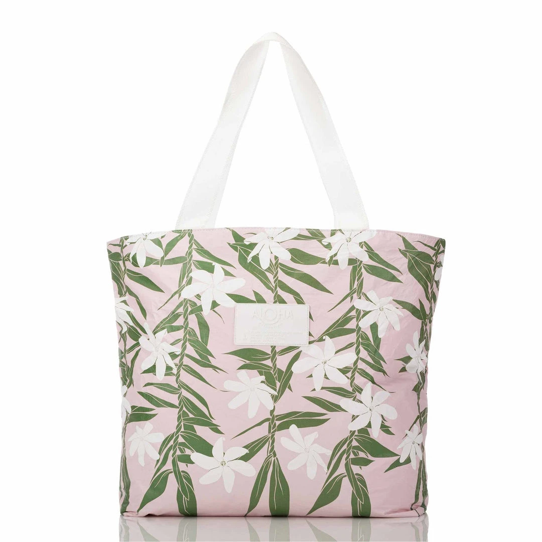 Aloha Tiare Ti Day Tripper travel tote in blush