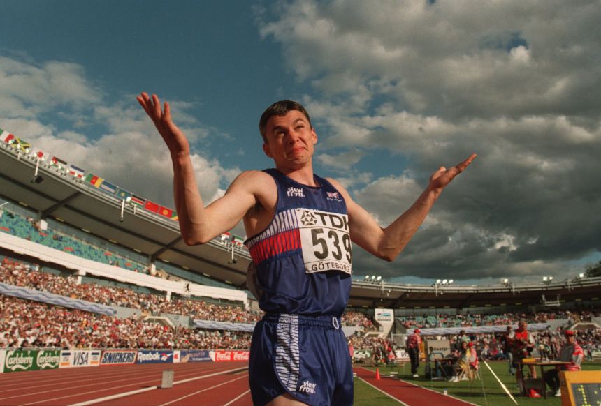 Edwards reacts to his second world record at the 1995 World Championships