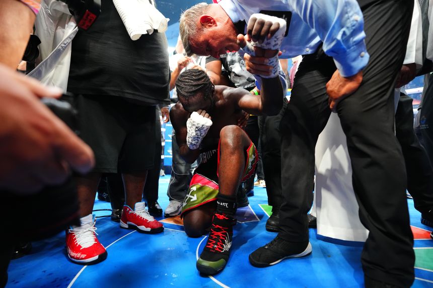 Terence Crawford reacts after defeating Canelo Alvarez for the Undisputed & Ring Magazine Super Middleweight Championship at Allegiant Stadium in Las Vegas on Saturday.